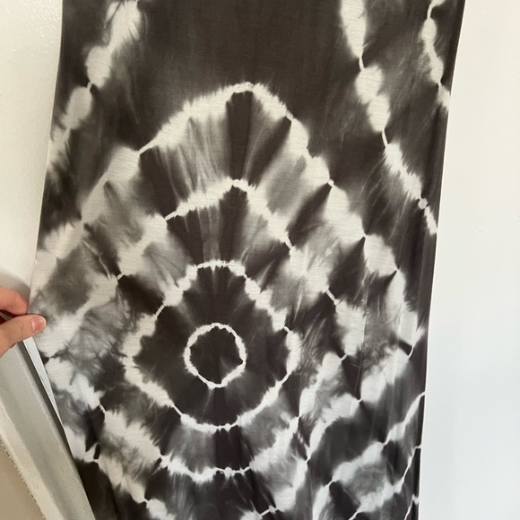 Tye Die Maxi Dress with embellishments - Picture 3 of 4